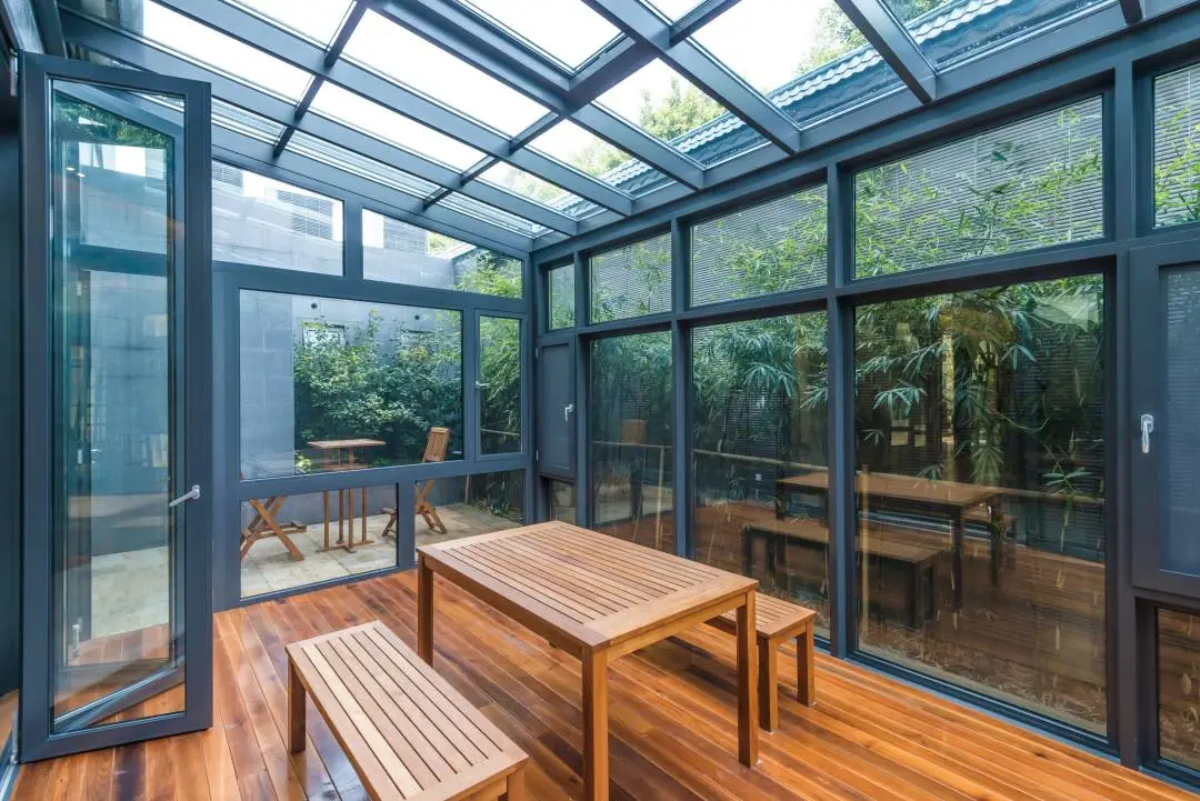 寒冷冬天，建个阳光房将冬日暖阳藏进家中！