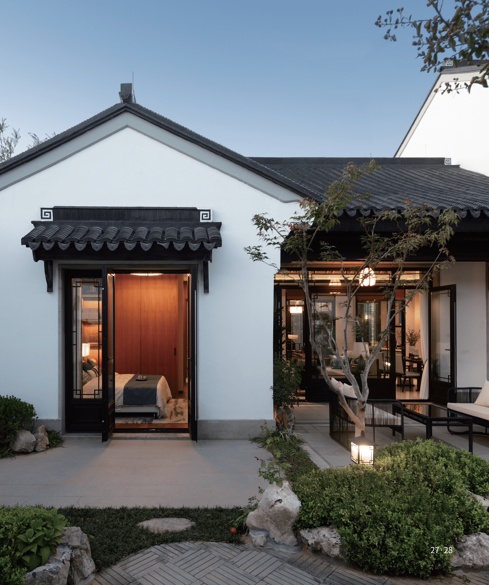 一个失误毁掉整个客厅！家用阳台门到底应该怎么装？装修必看！