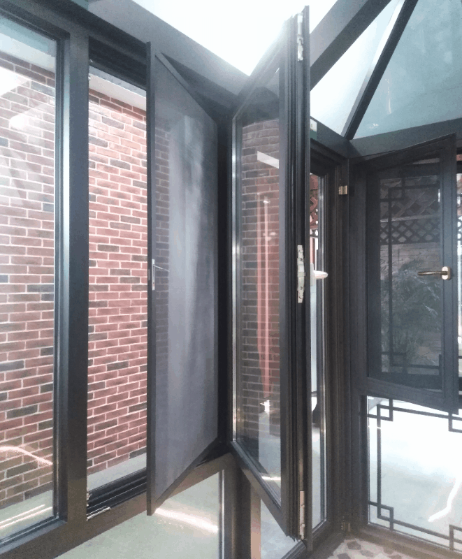 阳台这样封，今年夏天，再也不用羡慕别人家的阳台了~