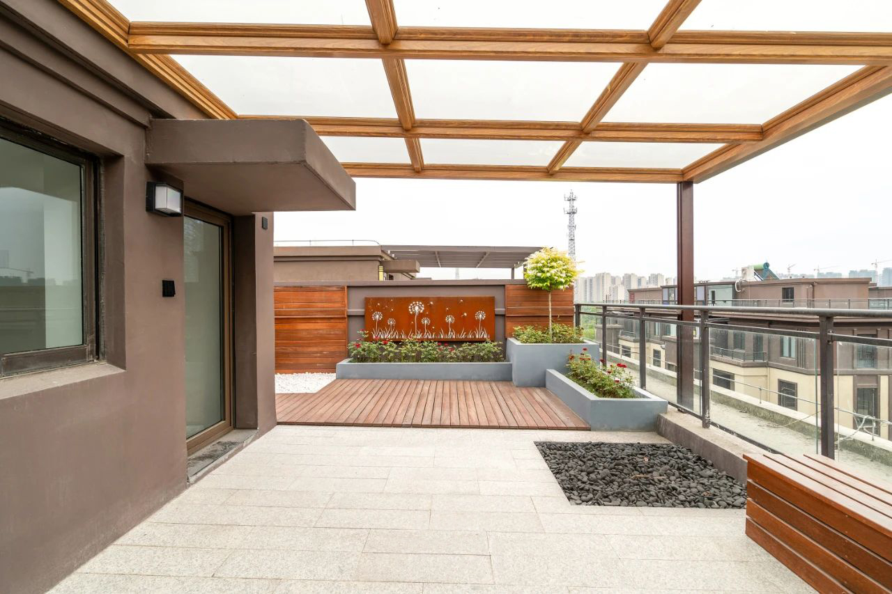 家中想搭建一个有格调的阳光雨棚？这些知识您一定要先了解！