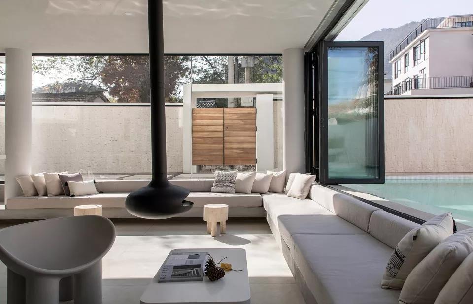 千万别踩雷!既安全又好用的折叠门,到底应该怎么选?