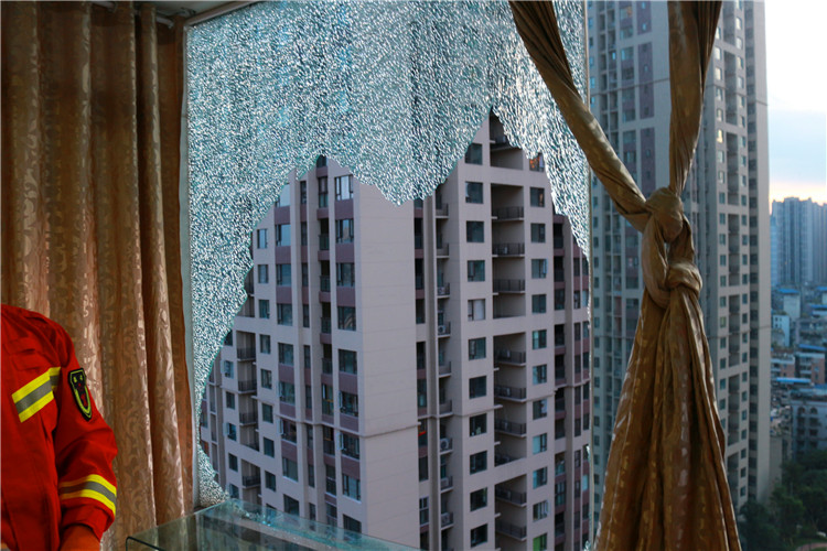 系统门窗质量好在哪儿？家住高楼的人深有体会！